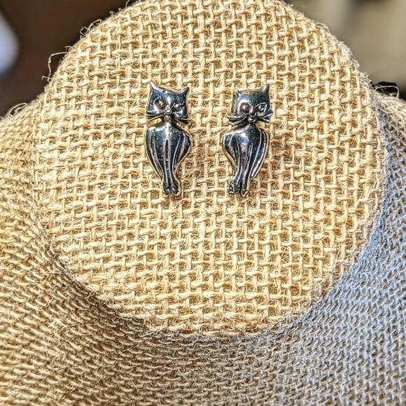 Cat Earrings in Sterling Silver - Picture 1 of 3